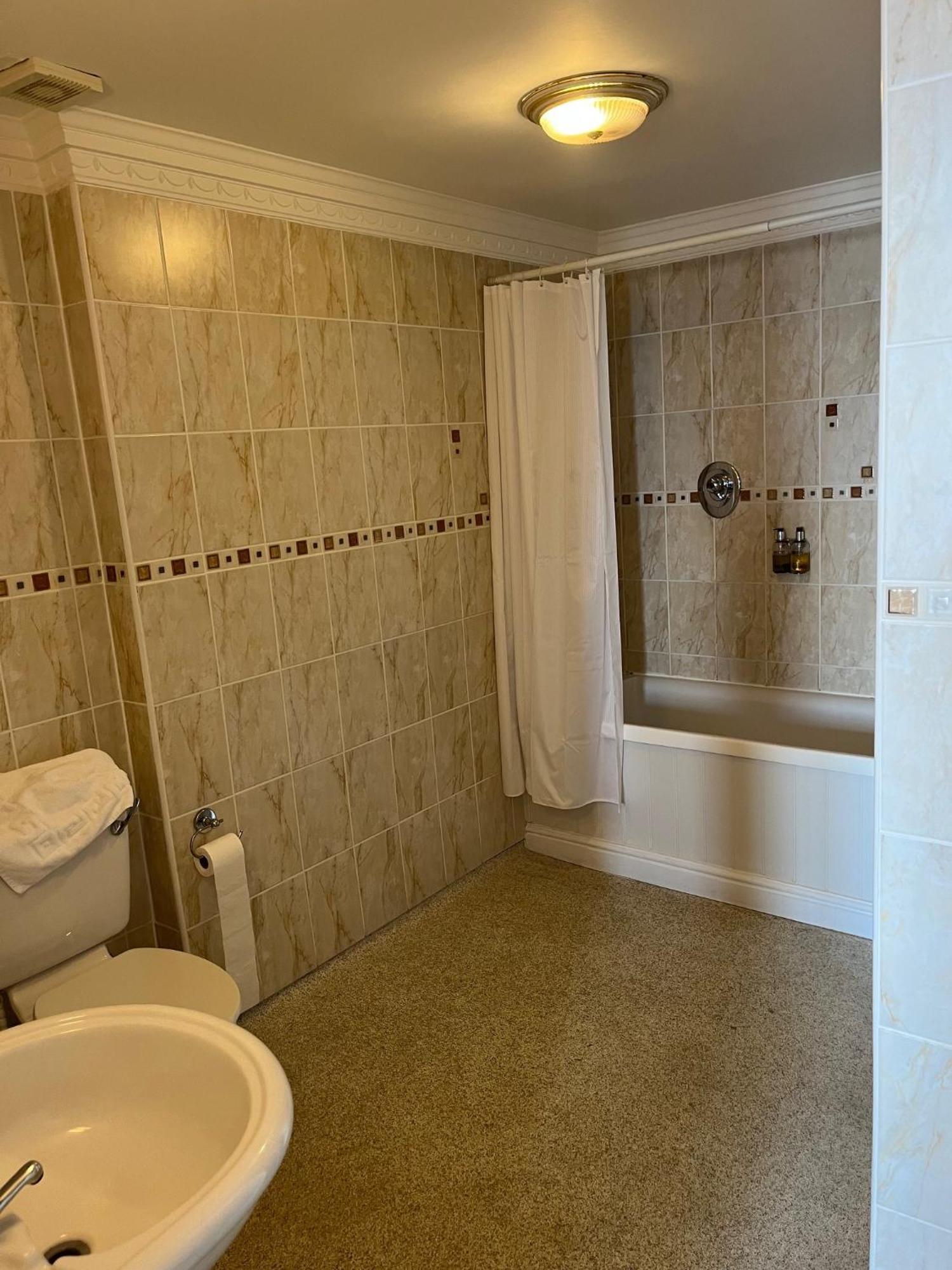 No: 1 The Esplanade Guest Accommodation. Tenby Quarto foto